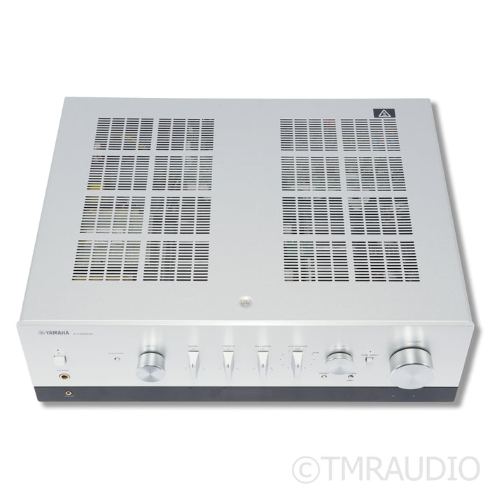 Yamaha  R-N1000A Streaming Integrated Amplifier w/ MM Phono