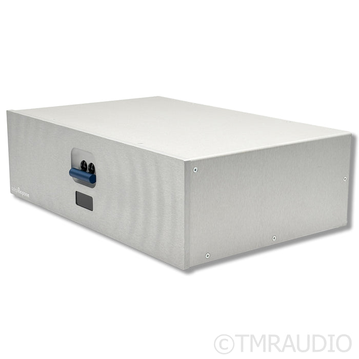 Audience AdeptResponse aR12 AC Power Line Conditioner; w/ Signature SE Cable