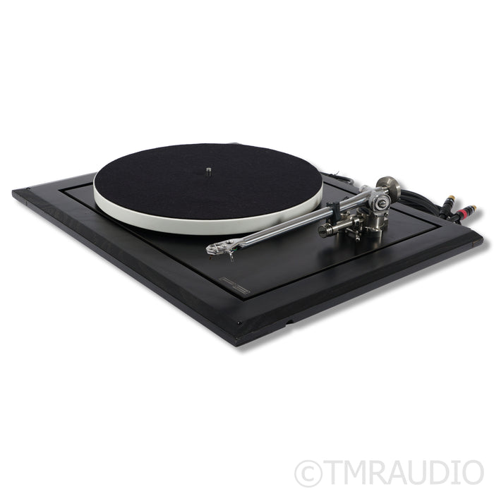 Rega P9 Turntable (No Cartridge)