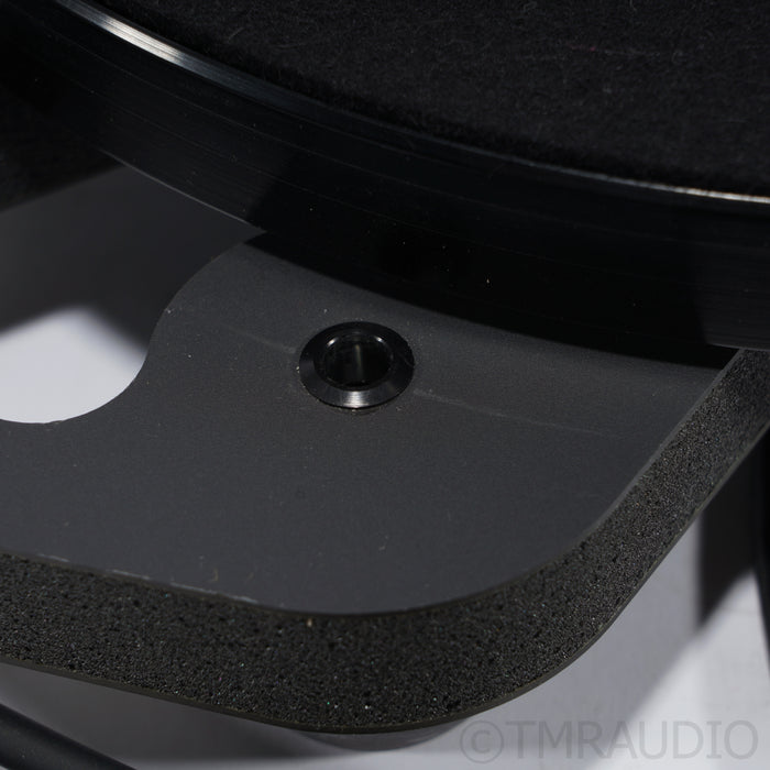 Rega Planar 8 Belt-drive Turntable w/ Rega Apheta 3 MC Cartridge