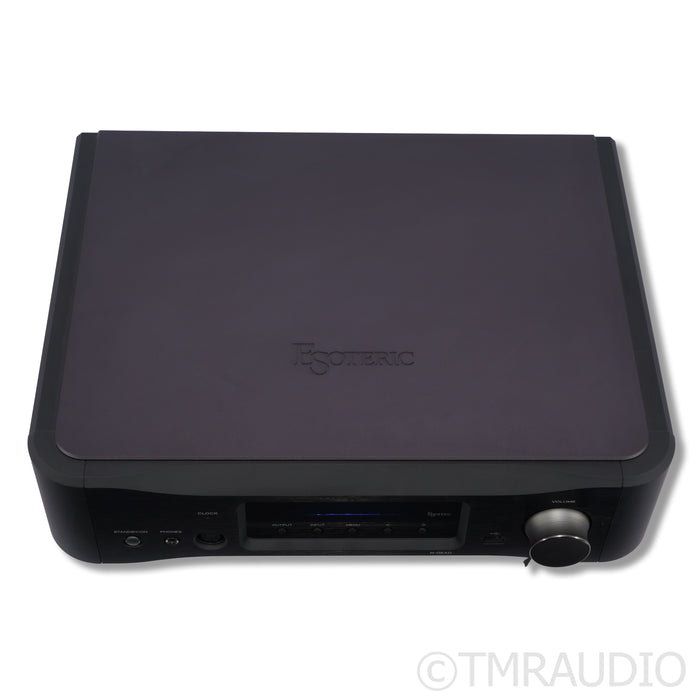 Esoteric Audio N-05XD DAC / Streamer / Preamplifier / Headphone Amplifier