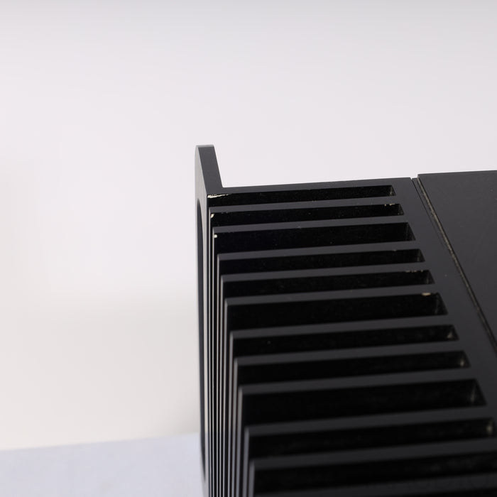 Mark Levinson No. 534 Power Amplifier