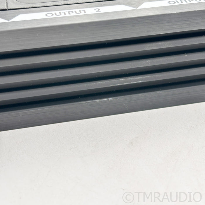 IsoTek EVO3 Sirius AC Power Line Conditioner
