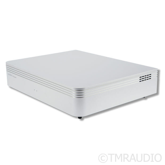 IsoTek V5 Aquarius AC Power Line Conditioner; w/ EVO3 Premier Cable