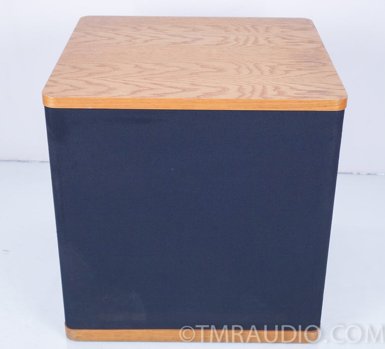 Vandersteen 2W Powered Subwoofer and W-X2 Crossover