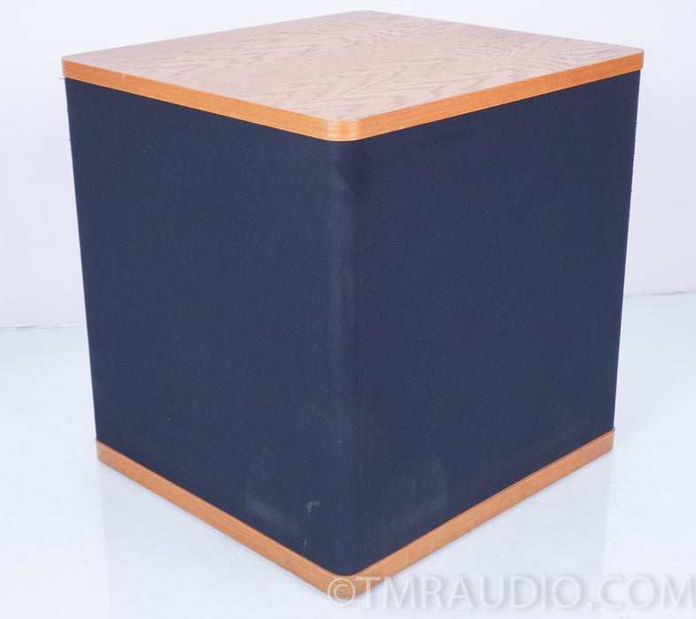 Vandersteen 2W Powered Subwoofer and W-X2 Crossover