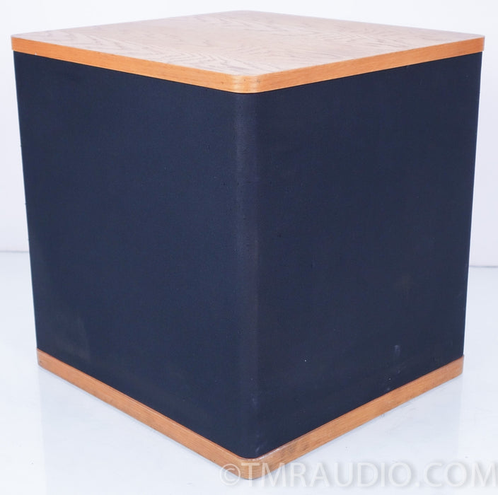 Vandersteen 2W Powered Subwoofer and W-X2 Crossover