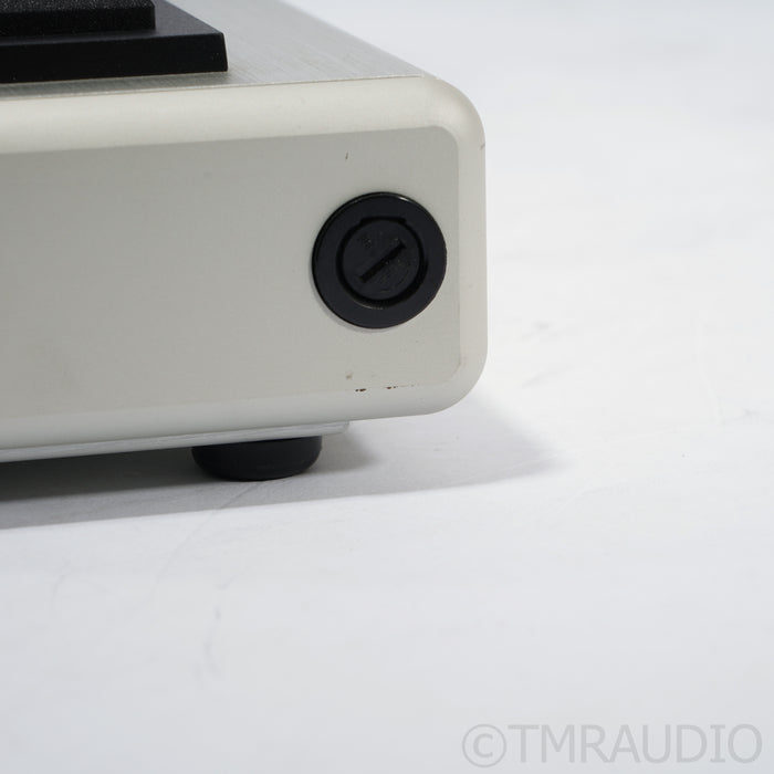 Nordost QRT QBase QB8 MKII AC Power Line Distributor
