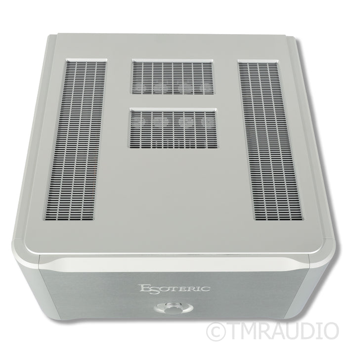Esoteric Audio  S-02 Power Amplifier