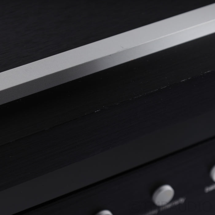 Mark Levinson No. 585 Integrated Amplifier w/ Built-In DAC