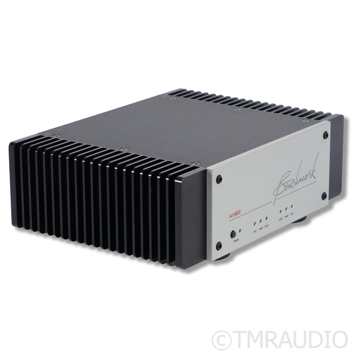 Benchmark Media AHB2 Mono/Stereo  Power Amplifier