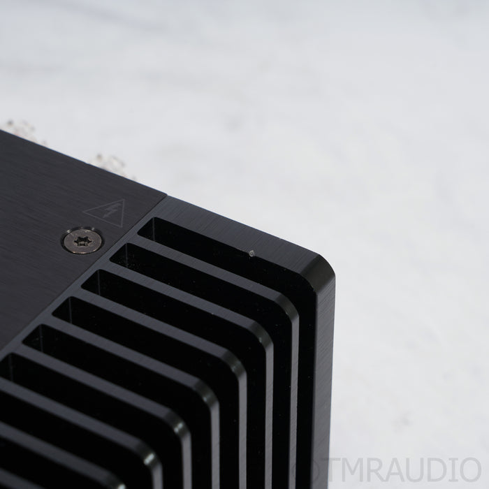 Benchmark Media AHB2 Mono/Stereo  Power Amplifier