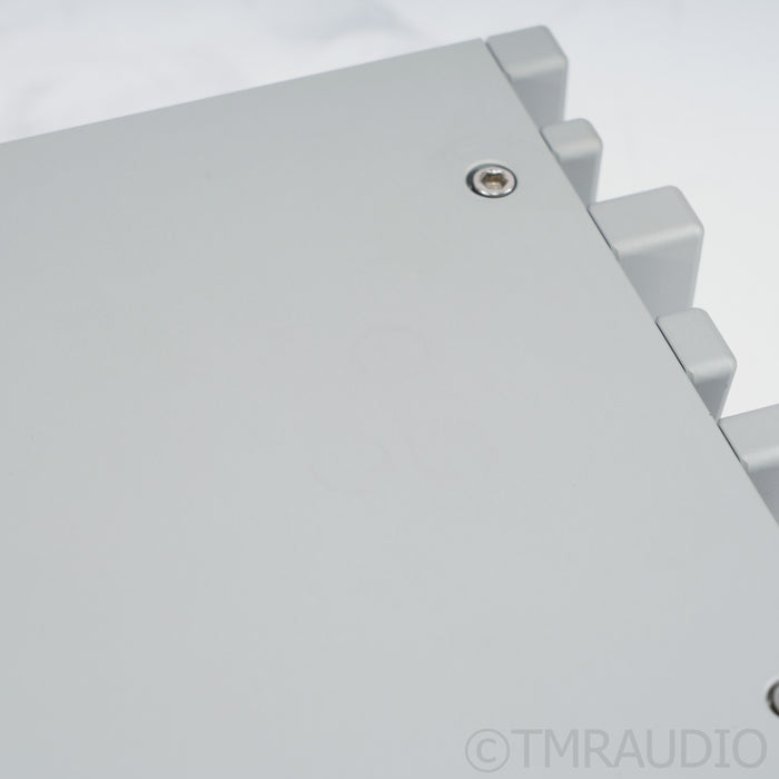 Boulder 812 Headphone Amplifier / Preamplifier / Streaming DAC