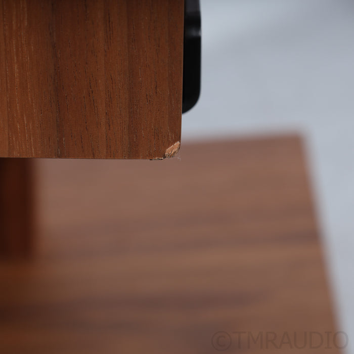McIntosh ML1 MKII Floorstanding Speakers; Stands