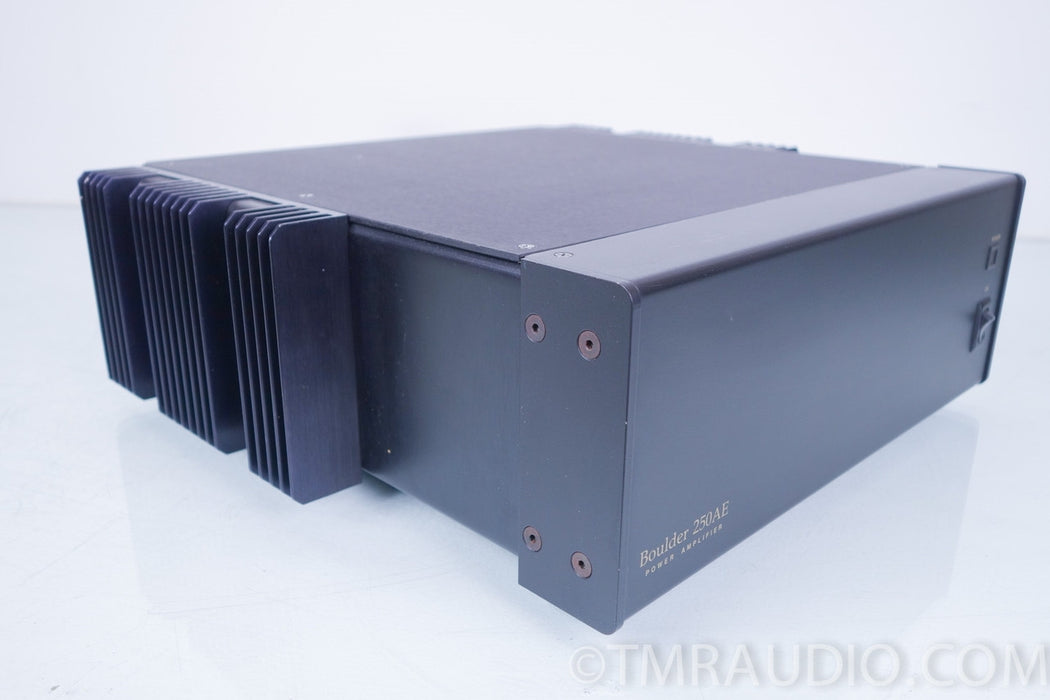 Boulder 250AE Amplifier