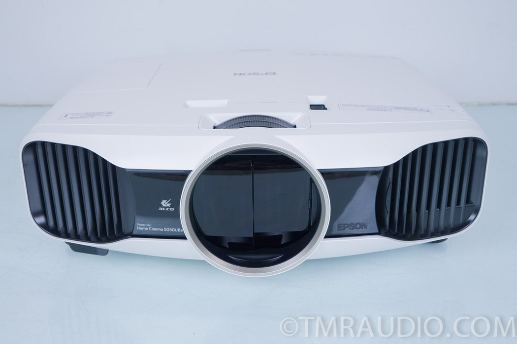 Epson 5030UBe 2D/3D 1080p 3LCD Projector