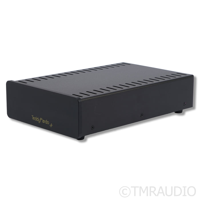 Teddy Pardo NUC Plus 19V Power Supply; Synergistic Research Master Fuse