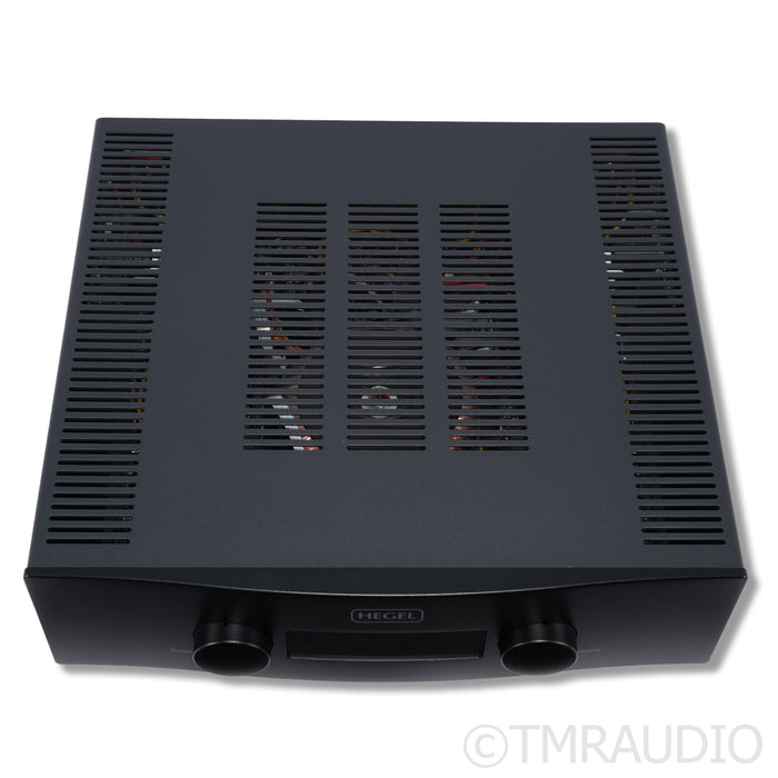 Hegel H390 Dual-Mono Integrated Amplifier w/ Built-In DAC & Music Streaming