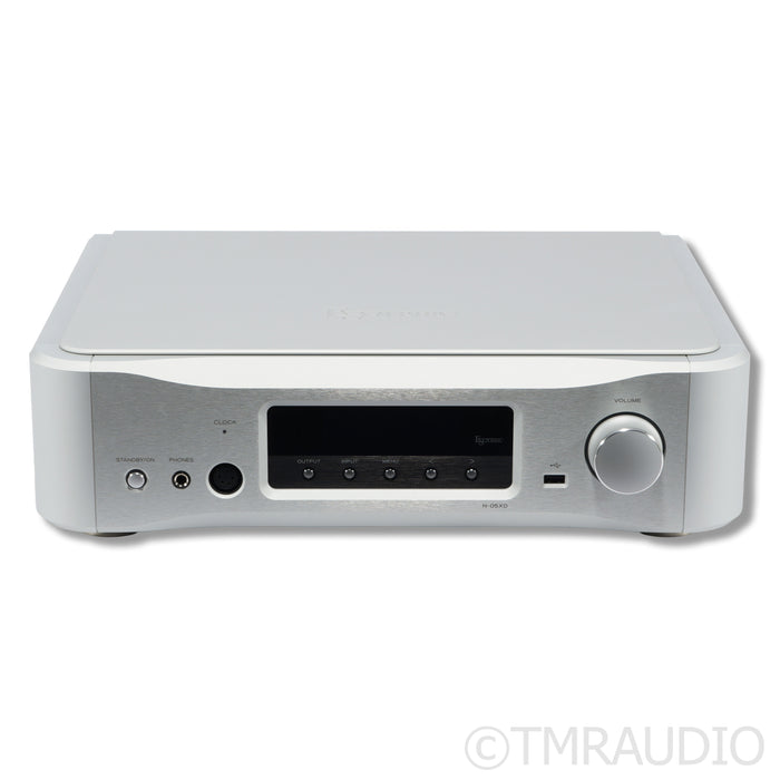 Esoteric Audio N-05XD DAC / Streamer / Preamplifier / Headphone Amplifier