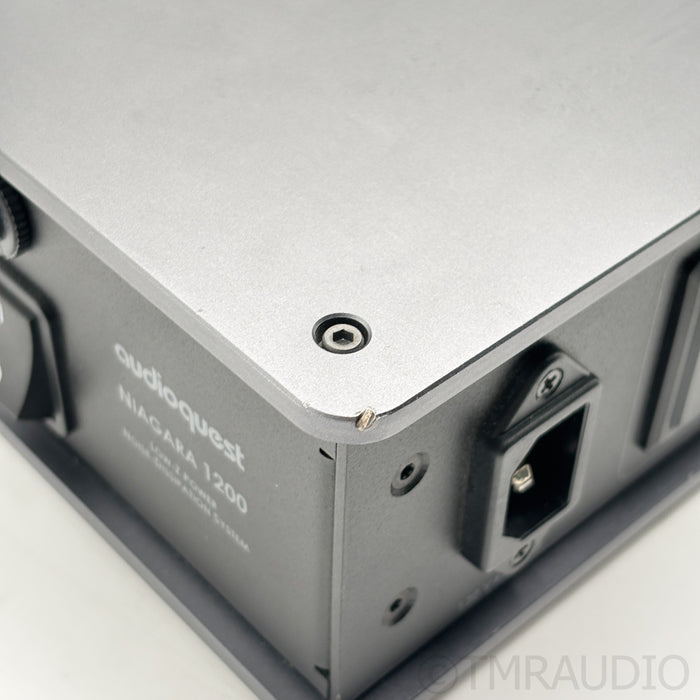 AudioQuest Niagara 1200 AC Power Line Conditioner