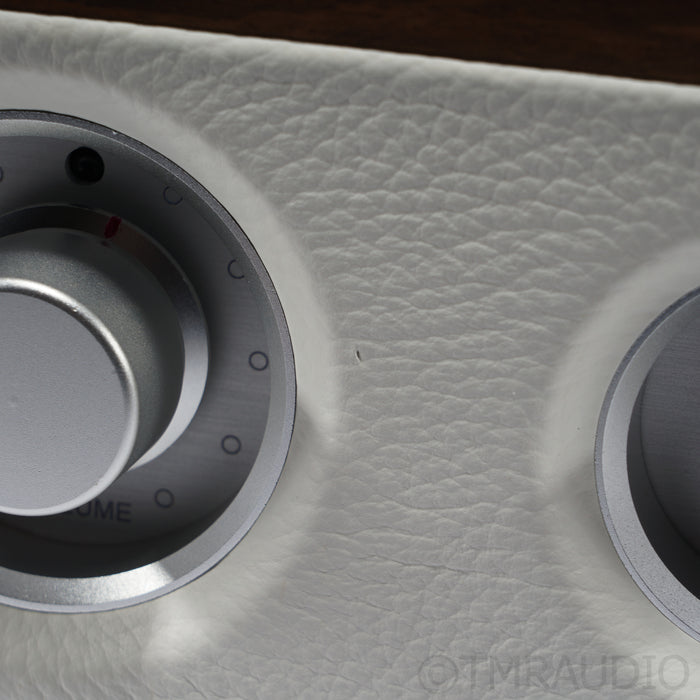 Auris Piano Tube Preamplifier; No Remote