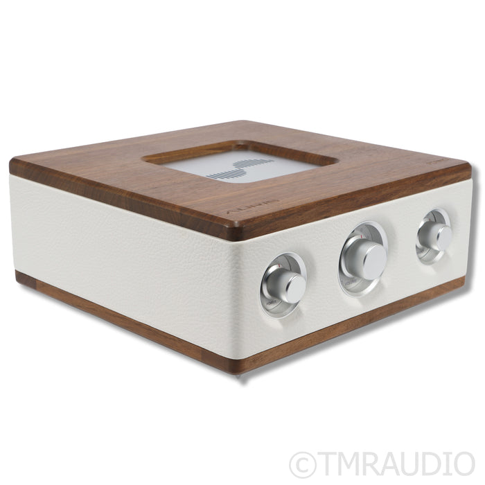 Auris Piano Tube Preamplifier; No Remote