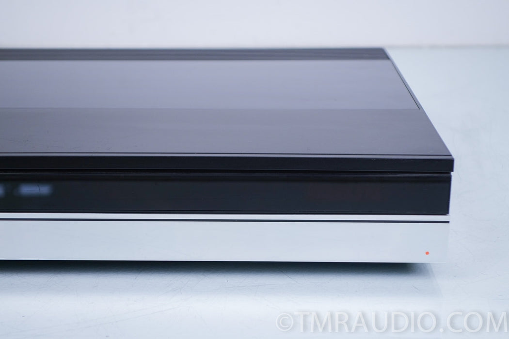 Bang & Olufsen Beosystem AV7000 Surround Sound Receiver