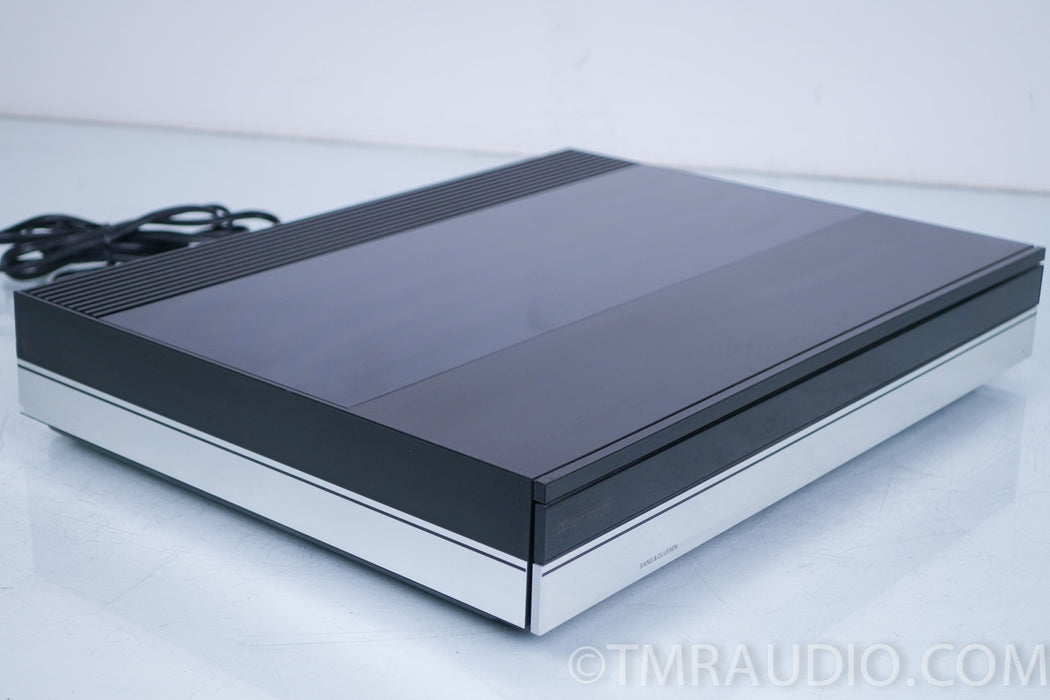 Bang & Olufsen Beosystem AV7000 Surround Sound Receiver