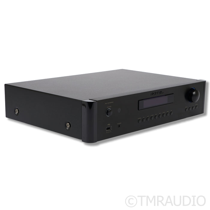 Rotel RC-1572 MKII Preamplifier / DAC; MM Phono