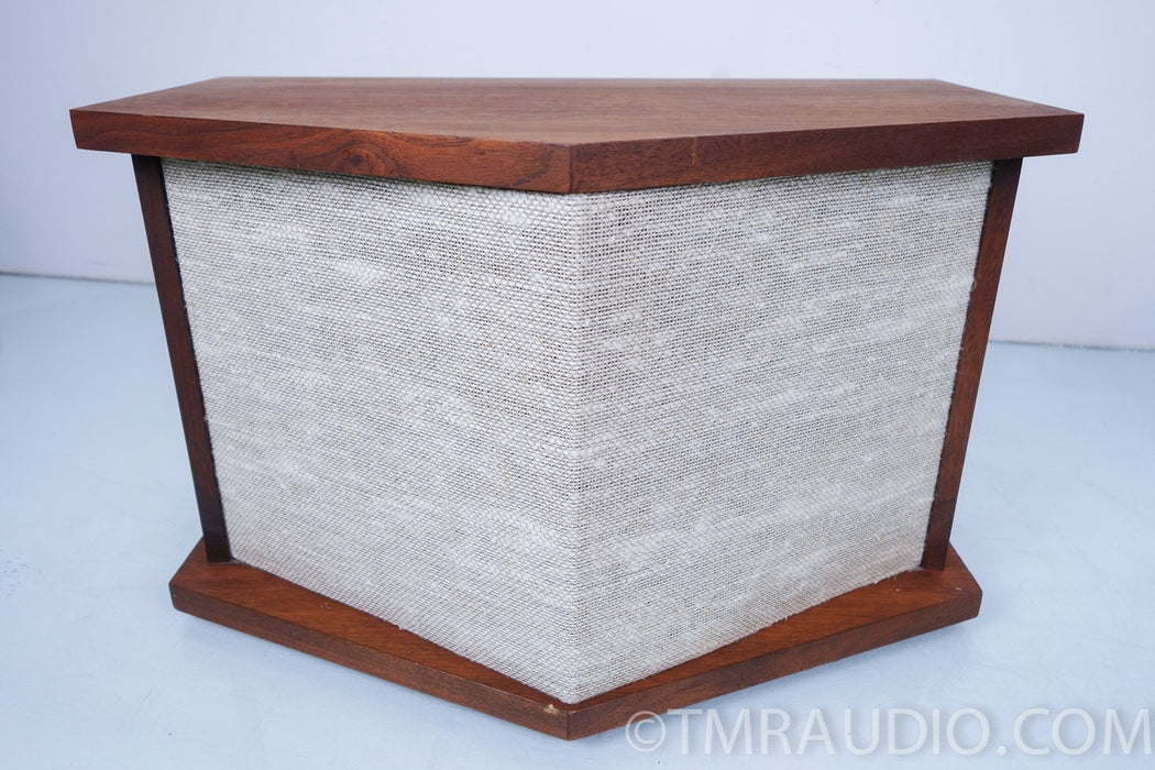 Bose 901 Series ii Vintage Speakers w/ Tulip Stands