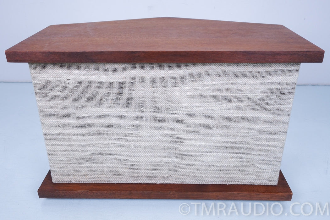 Bose 901 Series ii Vintage Speakers w/ Tulip Stands