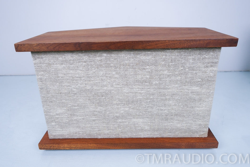 Bose 901 Series ii Vintage Speakers w/ Tulip Stands