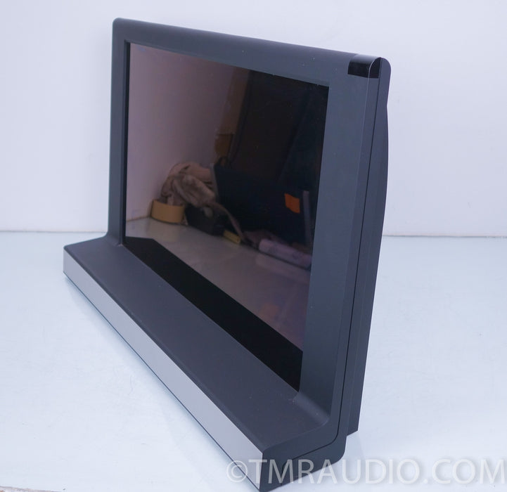 B&O Beovision 8-32 LCD TV