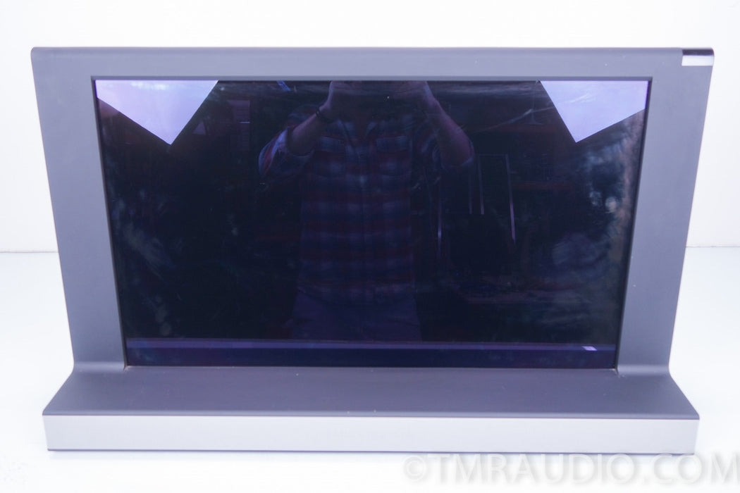 B&O Beovision 8-32 LCD TV