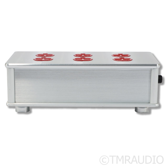 VooDoo Cables Powermatic 6  Power Distributor