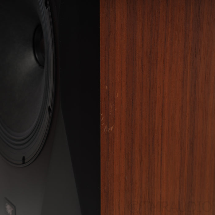 MoFi Electronics SourcePoint 10 Bookshelf Speakers