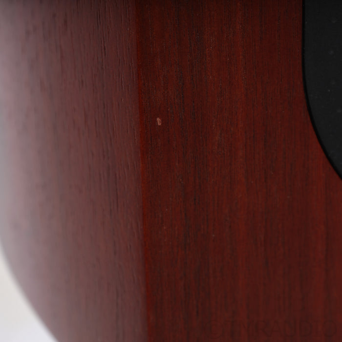Bowers & Wilkins 805S Bookshelf Speakers; Stands