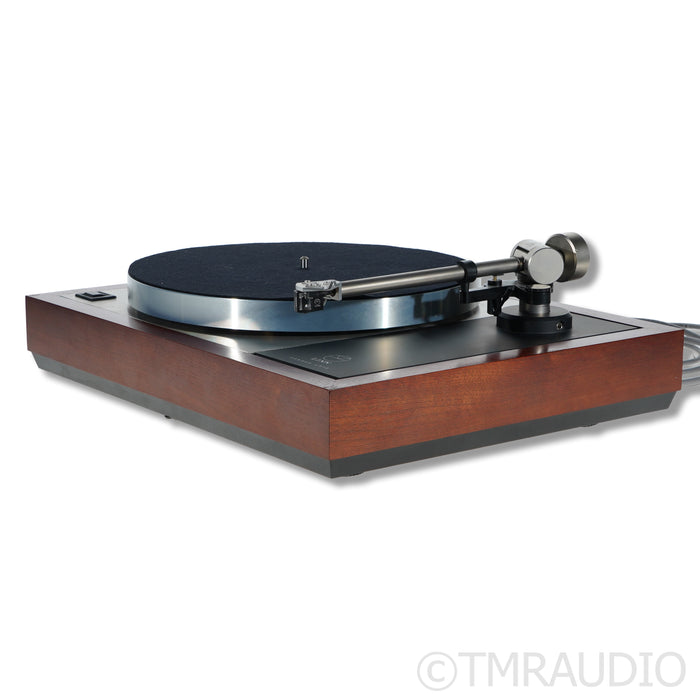 Linn Klimax LP12 Turntable; Ekos SE 9" Tonearm; Akiva MC Cartridge; Radikal PSU