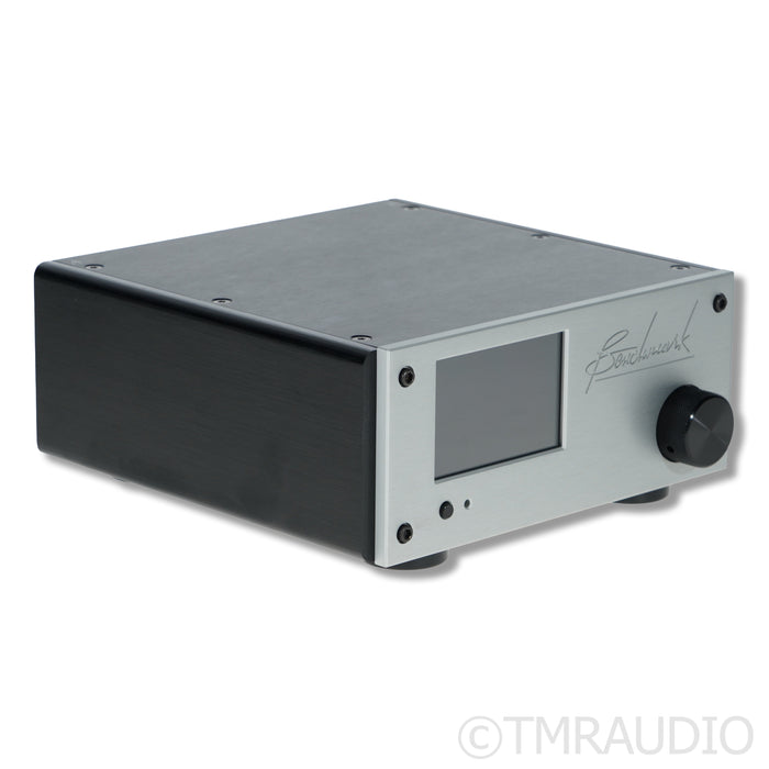 Benchmark Media LA-4 Preamplifier