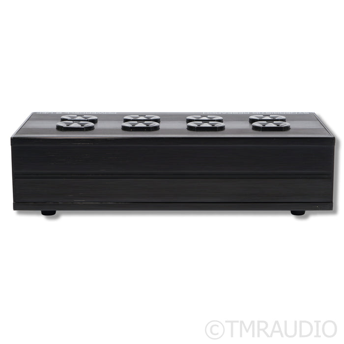 Synergistic Research PowerCell 8 UEF Power Conditioner; Level 2 Power Cable