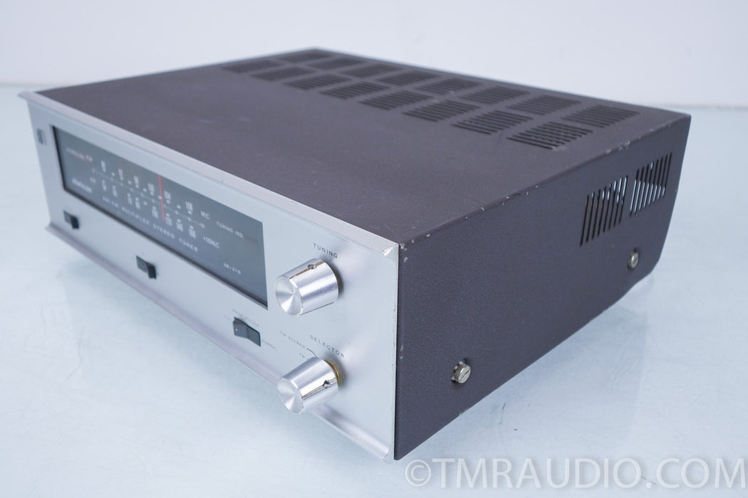 Claricon AM / FM Vintage Tuner