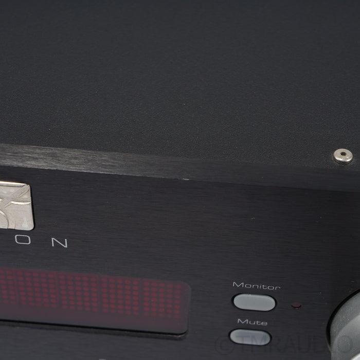 MOON by Simaudio Moon P-7 Preamplifier