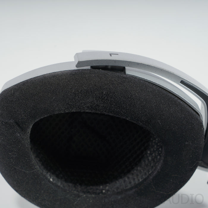 Sennheiser HD800 Open-Back Headphones
