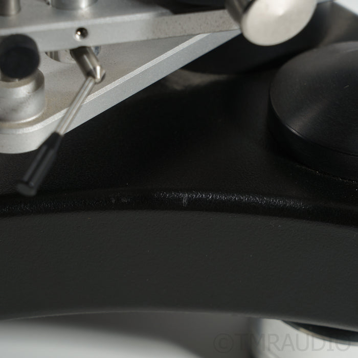 VPI Prime Turntable; JMW-10 Tonearm; HW-40 Isolation Feet (No Cartridge)