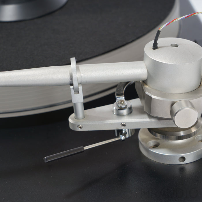 VPI Scout Belt-drive Turntable; JMW-9" Uni-pivot Tonearm (No Cartridge)