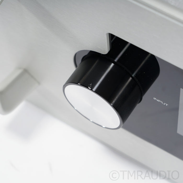 Audio Research Reference 6 Tube Preamplifier