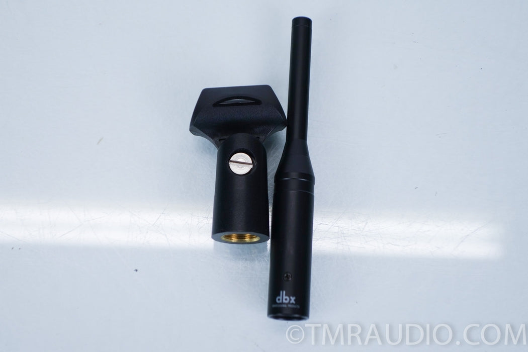 dbx microphone in case