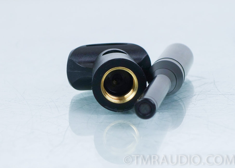 dbx microphone in case