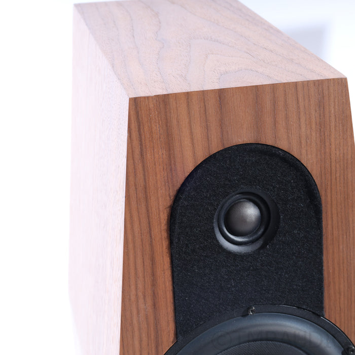 Qln Prestige Three Floorstanding Speakers