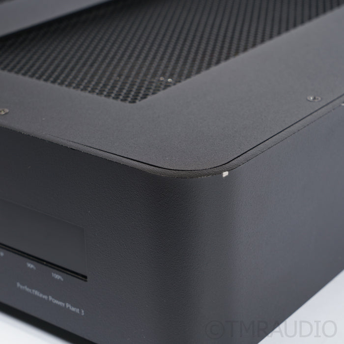 PS Audio PerfectWave Power Plant 3 Power Conditioner